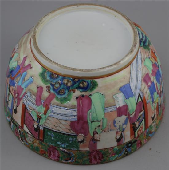 A Chinese Canton-decorated famille rose bowl and cover, c.1830, diam. 25cm, bowl lacking handle